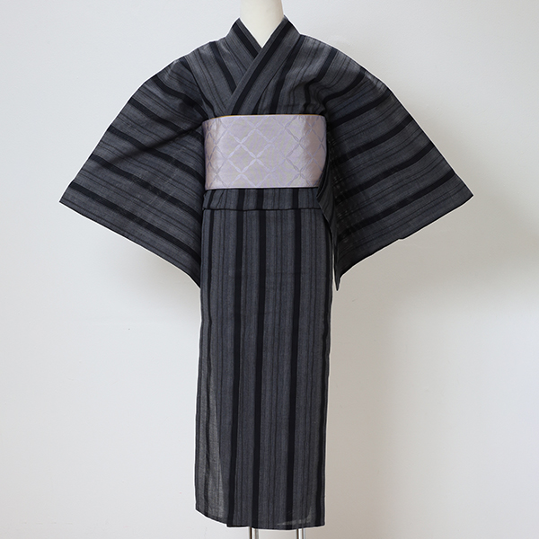 【仕立上り】【日本製】控えめで好印象な女らしさを演出できる凛々しい縦縞浴衣