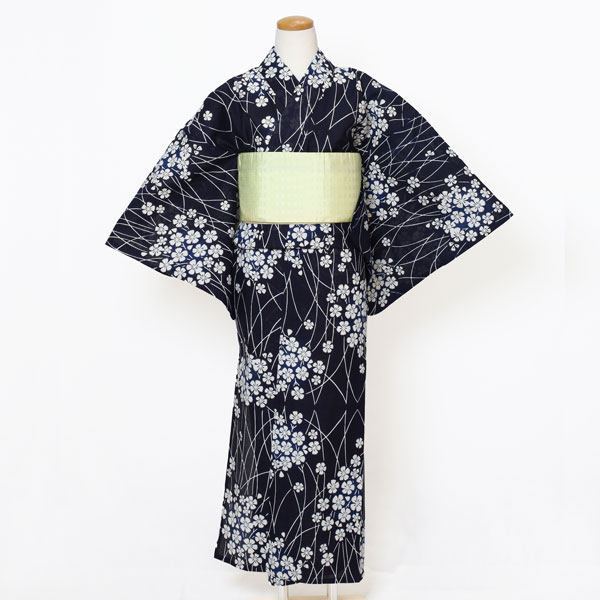 【仕立上り】【日本製】【注染(本染め)】【浴衣単品】風に揺れる撫子の花、さりげない美しさが見る人の心を惹きつける(女ゆかた/綿/Fサイズ)